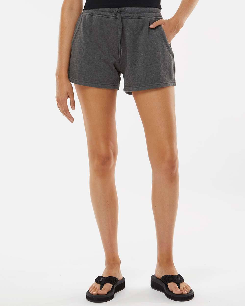 Women’s Lightweight Wave Wash Fleece Shorts with Pockets