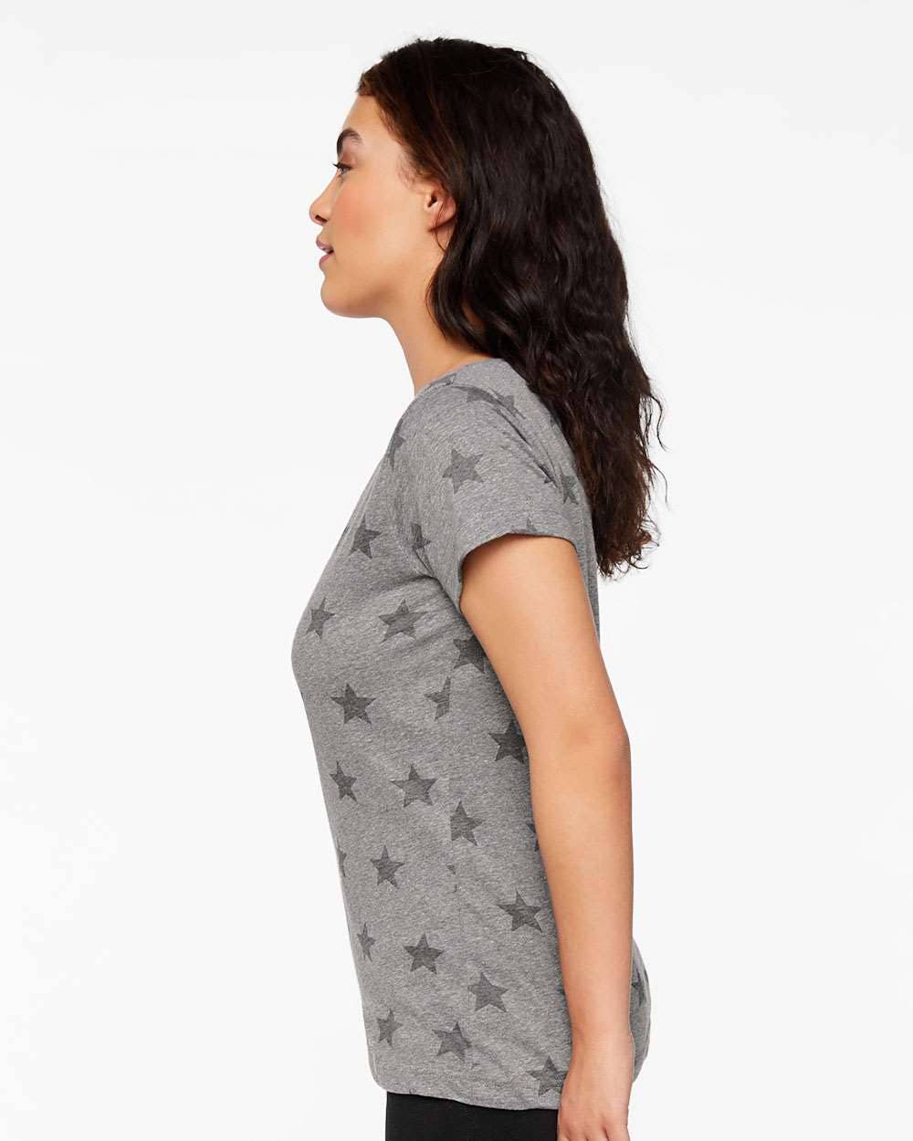 Women’s Semi Fitted Star Print Scoop Neck Tee | Lightweight