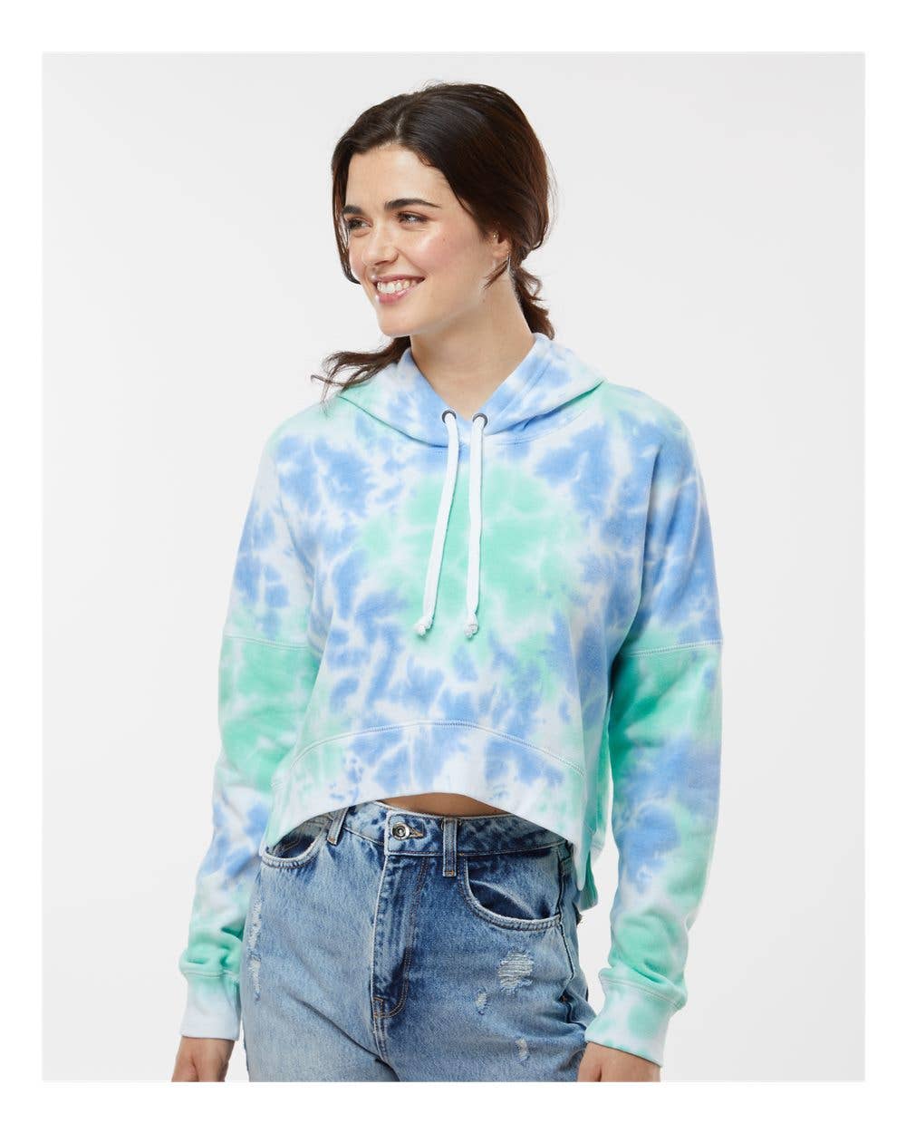 J. America Crop Hoodie – Relaxed Fit Everyday Style