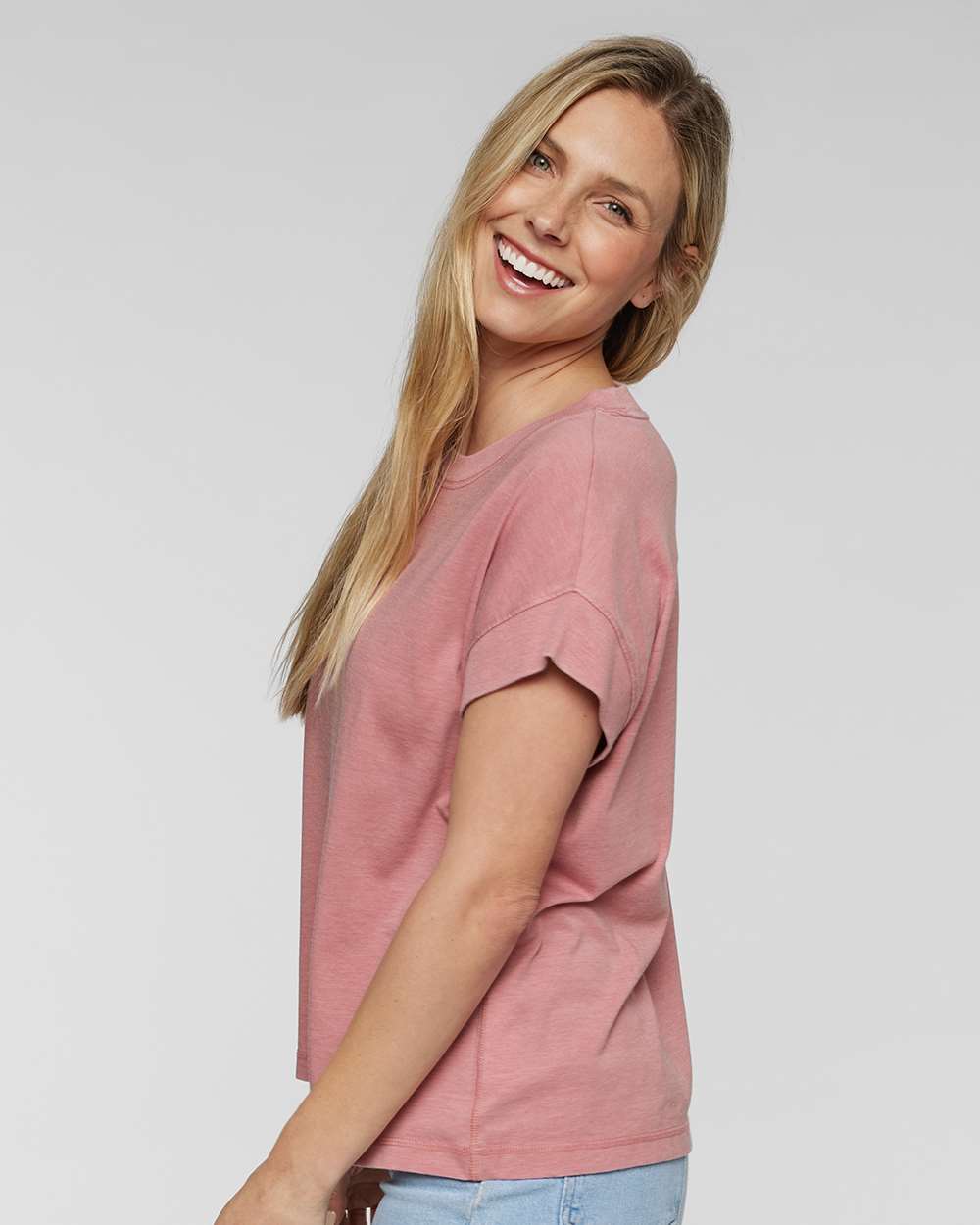 Women’s Relaxed Vintage Wash Tee – Soft Washed Cotton Feel