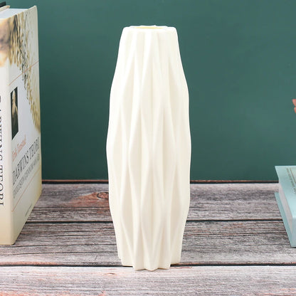 Diamond Pattern Smooth Flower Vase - TheWorldOfMYes