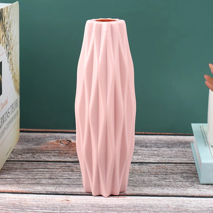 Diamond Pattern Smooth Flower Vase - TheWorldOfMYes