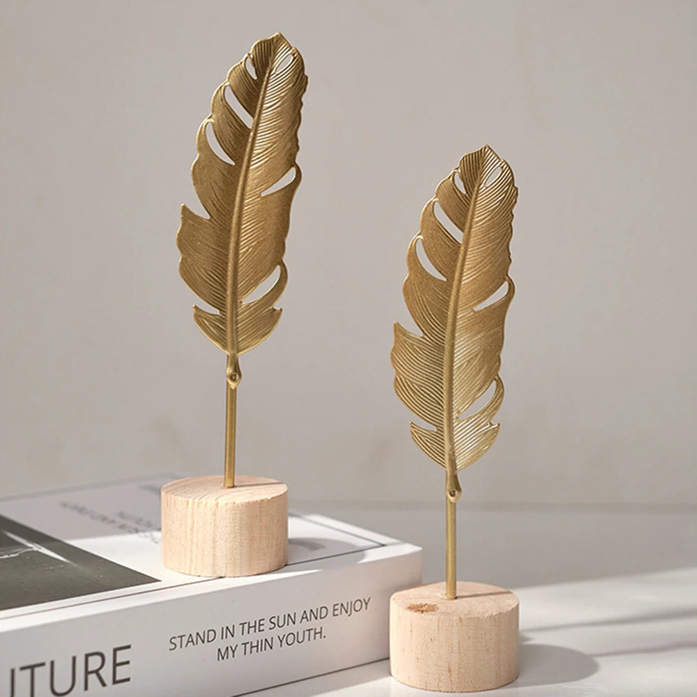 Nordic Gold Sculpture - TheWorldOfMYes